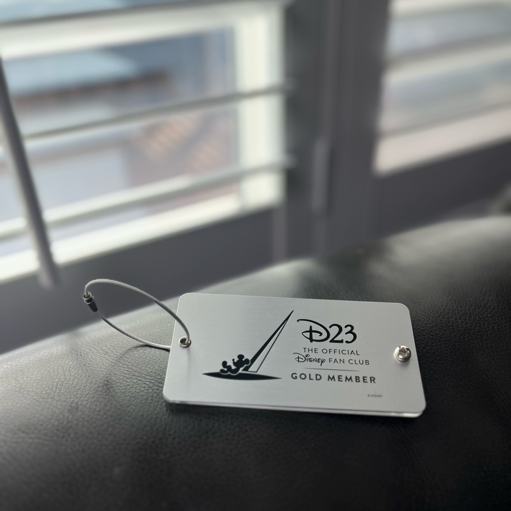D23 Gold Member Luggage Tag